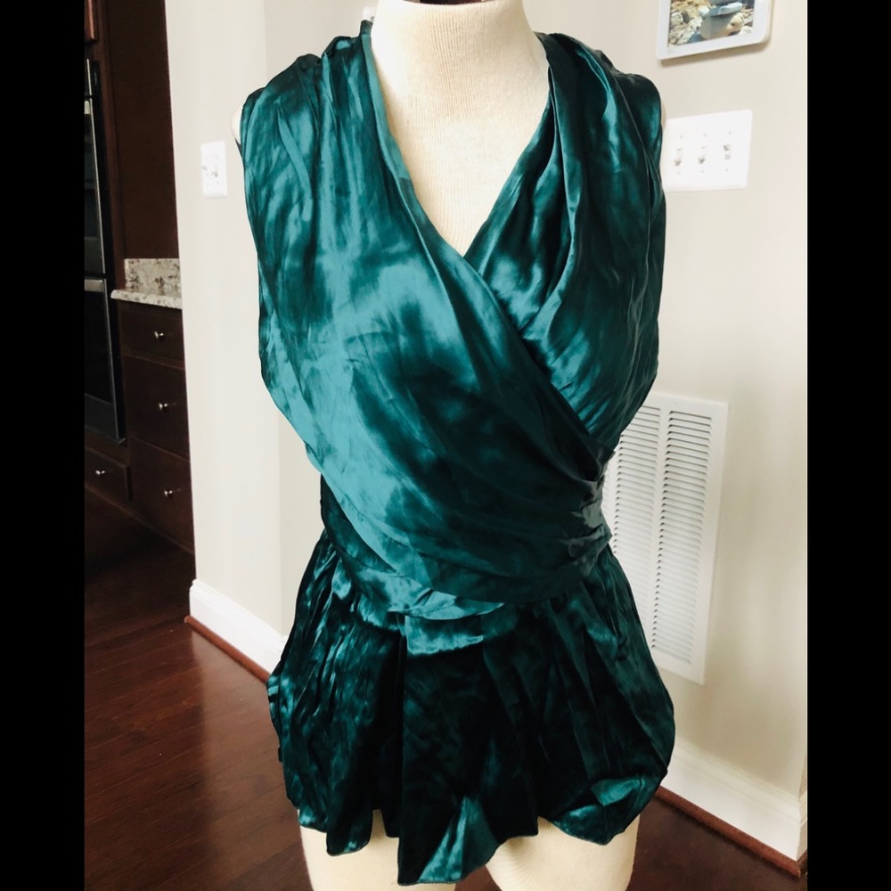 GORGEOUS SILK TOP